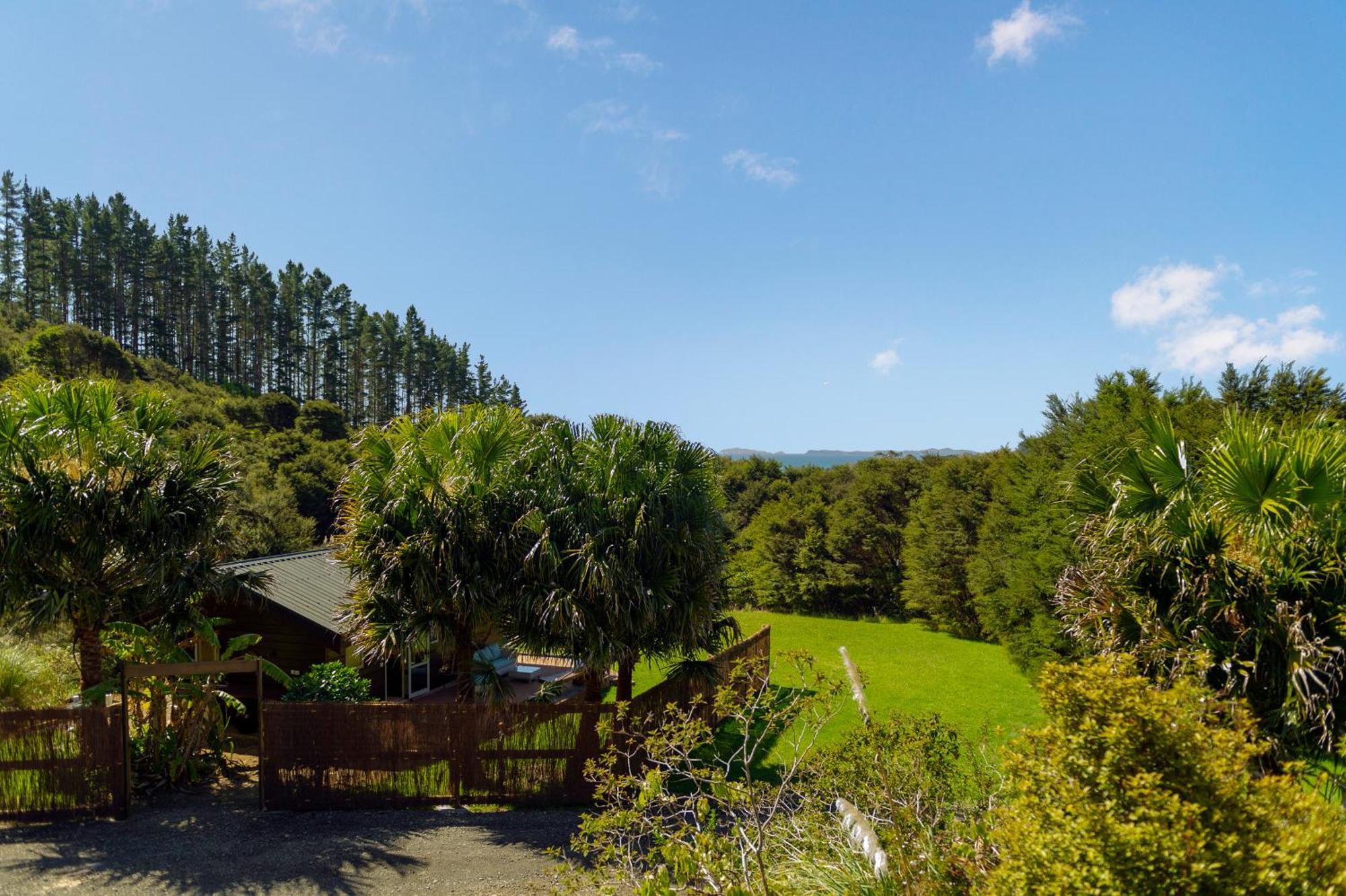 Kuaotunu Chalets Bagian luar foto